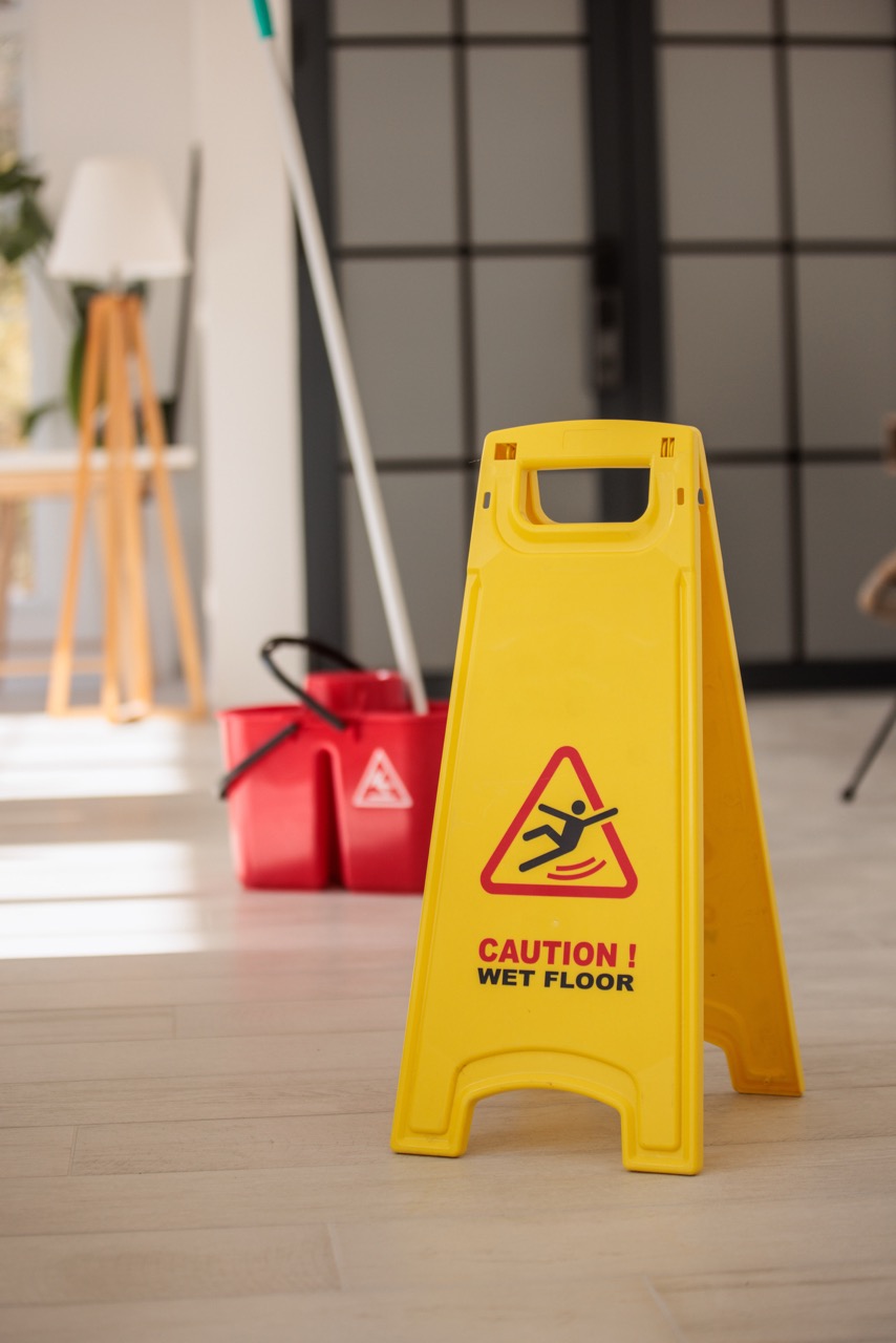 Yellow frame Caution, wet floor